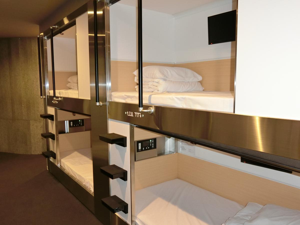 Capsule Hotel Valie Ebisucho Ósaka Exteriér fotografie