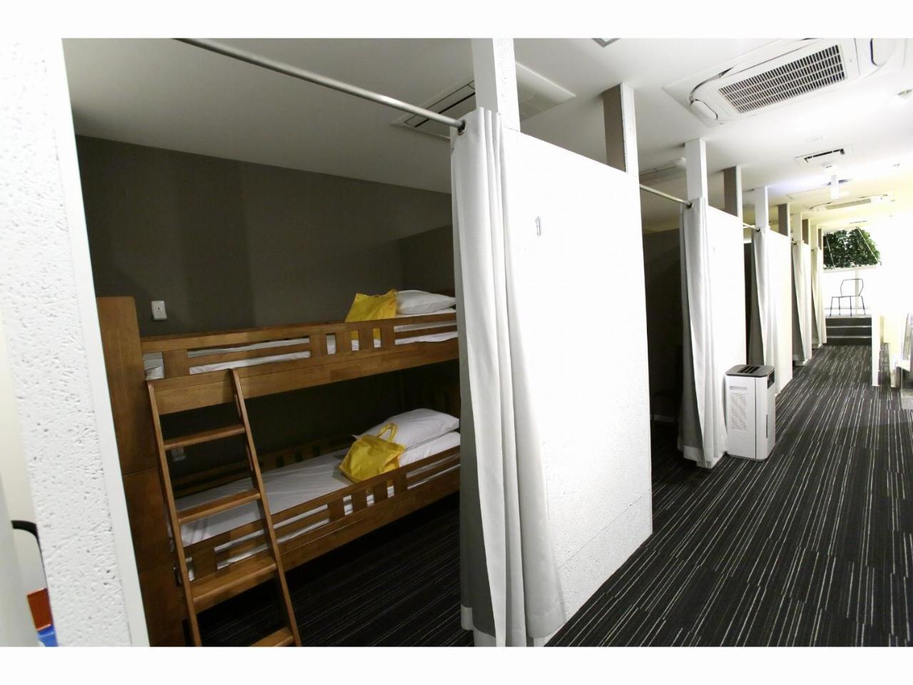 Capsule Hotel Valie Ebisucho Ósaka Exteriér fotografie